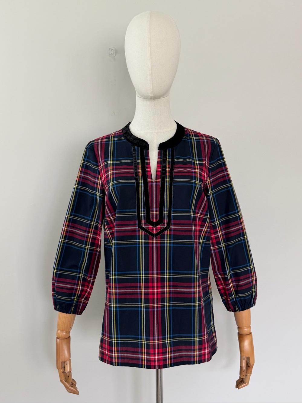 Talbots Cabin Plaid Split Neck Tunic Velvet Trim Cotton Top Small - Picture 6 of 15